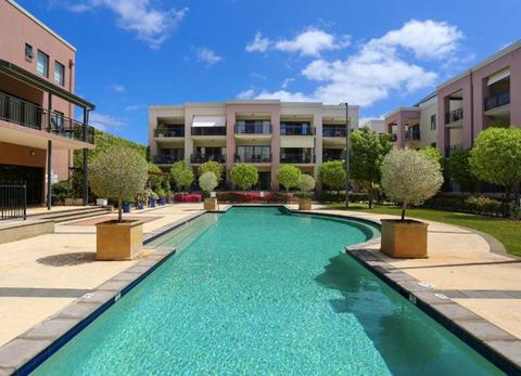 Live in Luxury! Modern, Stylish Subiaco Apartment