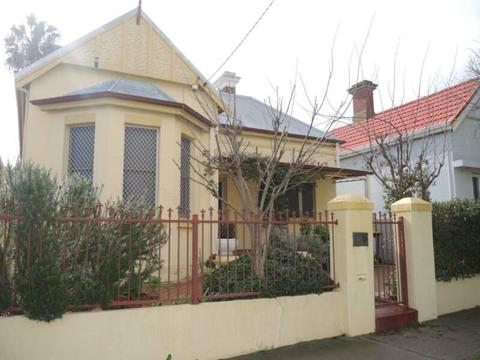 Spacous 3 bed home close to Northbridge action!