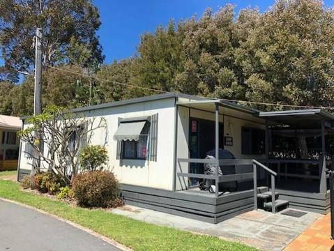 Holiday Cabin - Large 2 Bedroom - South Coast