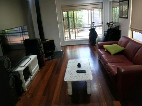 Furnished room to rent in Springfield/Erina area