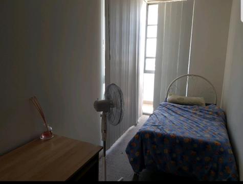 Room Share for Male Near Mascot Station