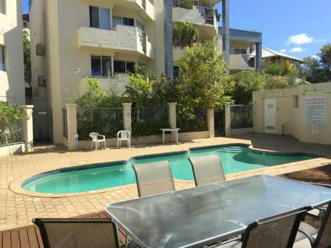 Great apartment with pool - fully furnished - Fremantle
