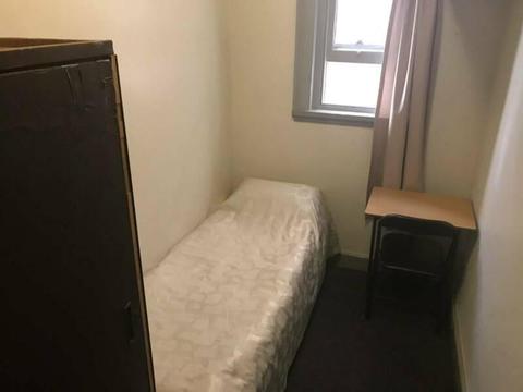 BONDI: Single Furnished Bedroom with Share facities, Bills included