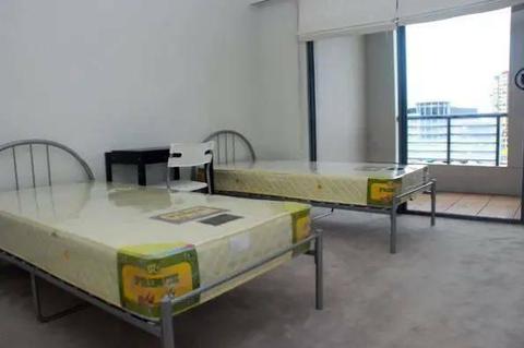 Master room - with balcony to city view- only 1min to Hurstville stati