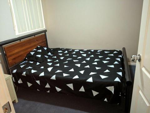 Room for rent in wollongong
