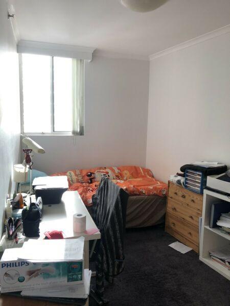 One room to rent shared bathroom in CBD