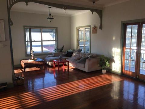 $140/wk room in Red Hill