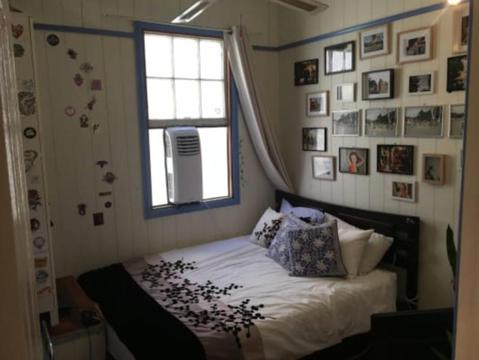 Room for Rent Petrie Terrace