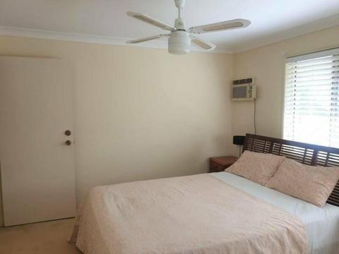 Furnished room, living, kitchen & pool (deposit not required