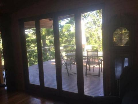 Room for rent in Currumbin Valley share house