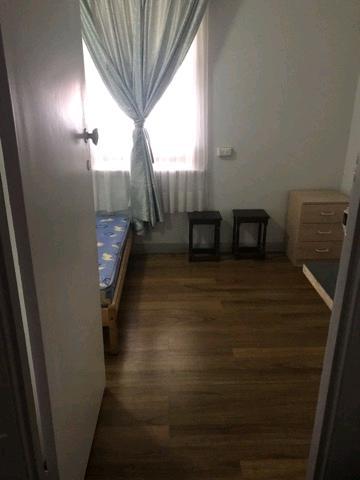 Full furnished room for rent in broadview
