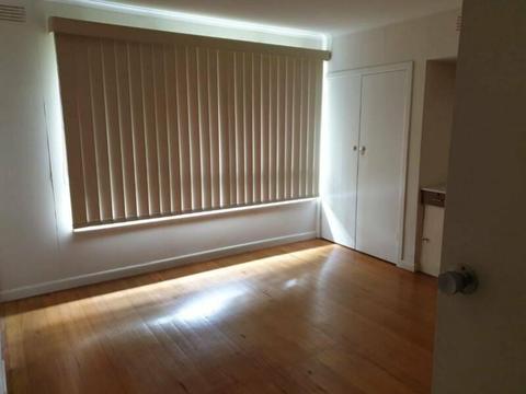URGENT (FRIENDLY COUPLE WANTED) Forest Hill Master Bedroom for Rent!
