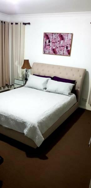 Master Bedroom with Ensuite and Large Walk in robe $230pw INC BILLS