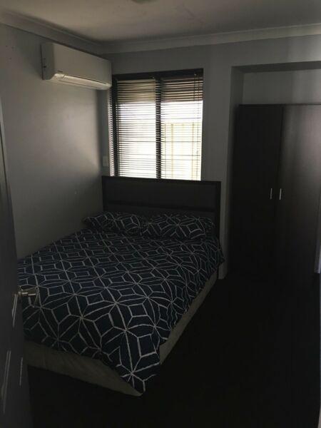 Rooms for rent banksia grove