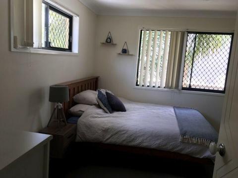 Room for rent! Close to Garden City and Griffith Uni