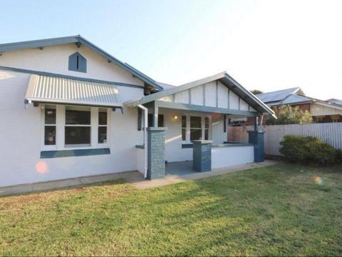 Large Lovely 2 Bedroom Bungalow House for Rent in West Hindmarsh