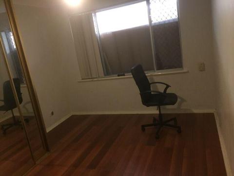 HOUSE FOR RENT FULL FURNITURE AND EQUIPMENT FOR RENT GOSNELLS