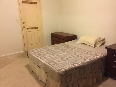A room for rent in Toongabbie $165 per week