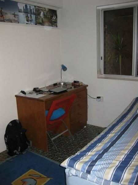 OWN ROOM INTERNATIONAL STUDENT SHARE HOUSE CLOSE TO CITY