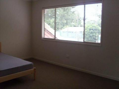 Large Bedroom available in Sharehouse at Fig Tree Pocket