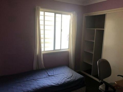 Room in Logan Central