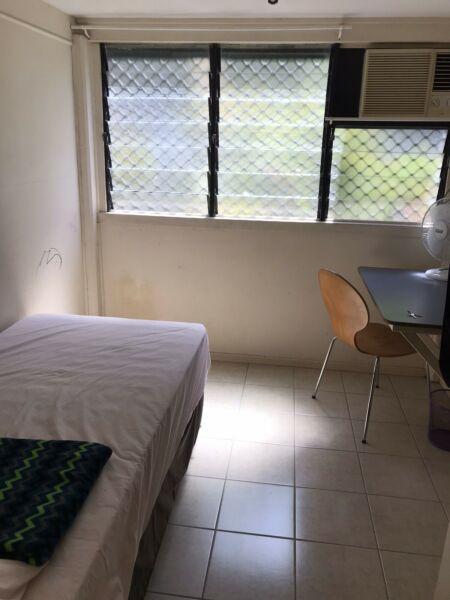 1 min to Central, Single room $130 available now