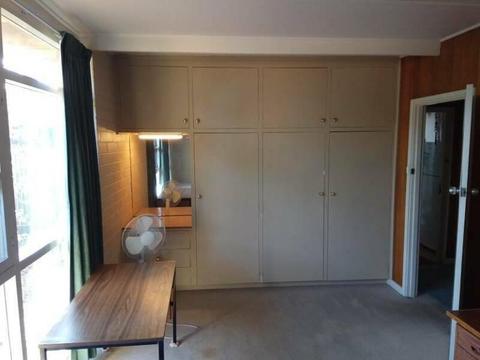 Two large rooms available at Clarence Gardens SA 5039 $140(s)/$200(c)