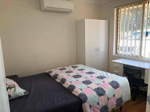 Morley Galleria - Roomssss for rent