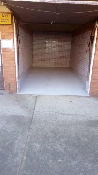 Garage for rent $50