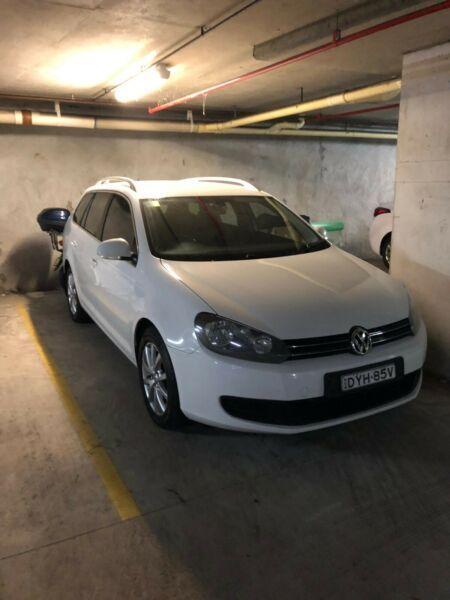Car Parking space to rent in Potts Point