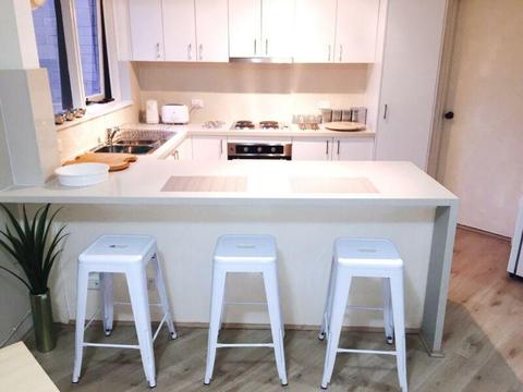 Two Bedroom Unit in COOGEE, Fully Furnished & Renovated
