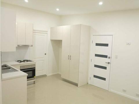 GRANNY FLAT 2 BEDROOM FOR RENT GUILDFORD WEST NEAR NEW