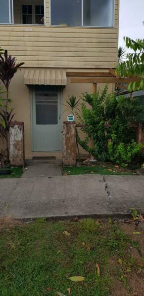 2 bed unit close to city of Innisfail