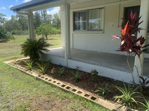 Large 4 bedroom house for Rent with 2 big sheds!