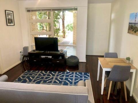 2 Bedroom - renovated & close to city/beach