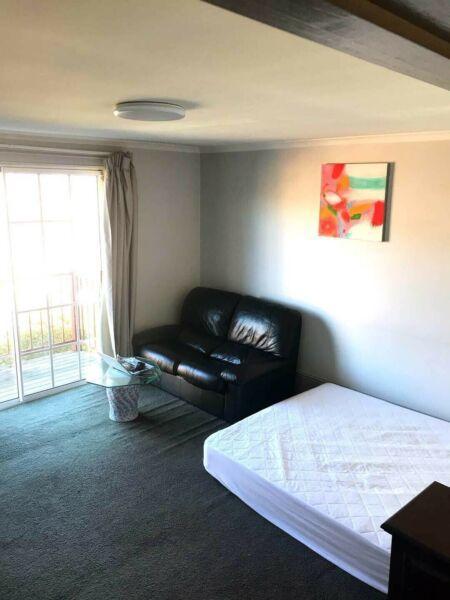 Great view room for rent! From now to 20 Feb