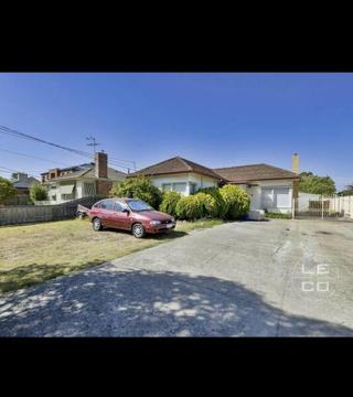 House for Rent ( In Springvale )