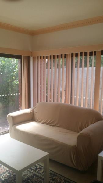 St.kilda 3 bedroom house furnished for rent available now