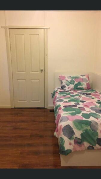 Private room with en-suite for rent