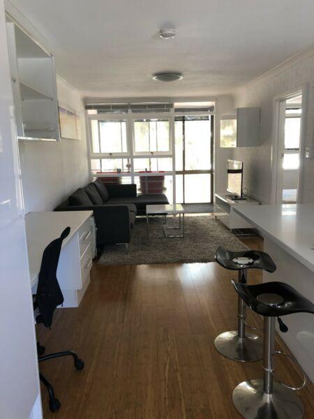 Beautiful Furnished and equipped flat for rent on Browday