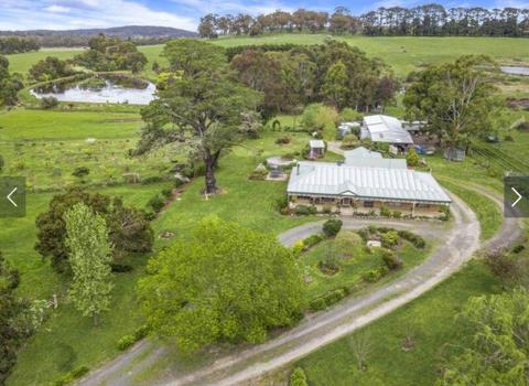 62 acres 1 hour from Melbourne