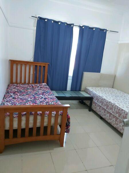 Room For Rent 180