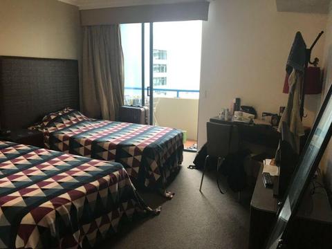 City , $160/wk,one girl, Master room