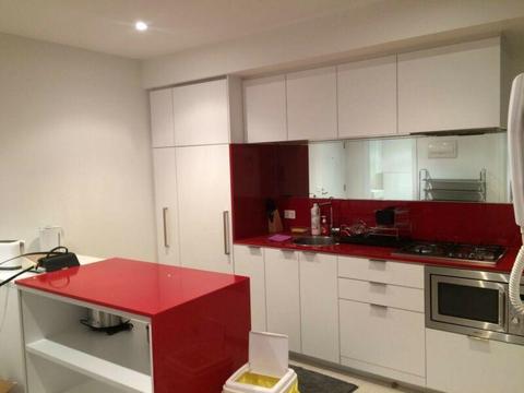Roomshsre for rent (near Crown Casino)