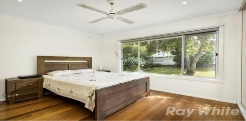 Room for rent in Dandenong north