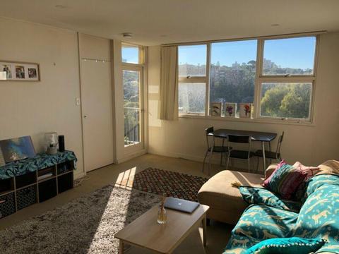 Fully furnished North Sydney apartment for short term lease