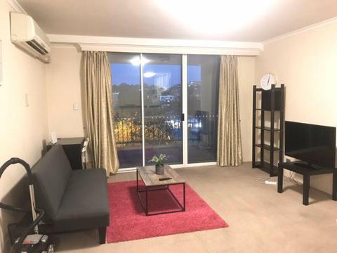 Air con two bedroom apartment, neat and tidy