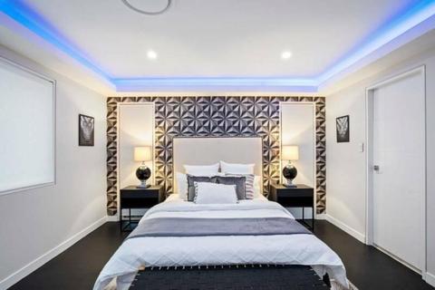 Luxury 4 Bedroom Villa, 30 min to Brisbane City