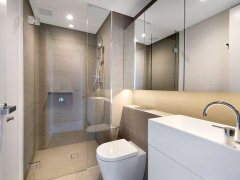 Luxury Living in Southbank (Private Room with En-suite Bathroom)