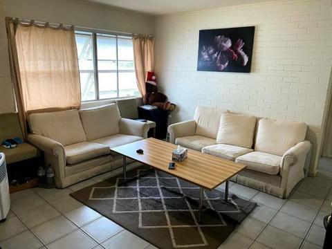 Break Lease 2 Bed Room Unit, Wooloowin